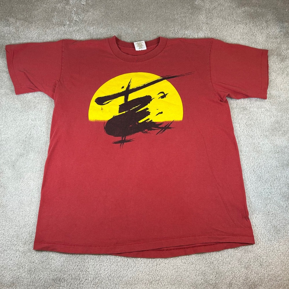 Vintage 80s Tennessee River Miss Saigon T-Shirt Mens XL Red Broadway Theater Tee